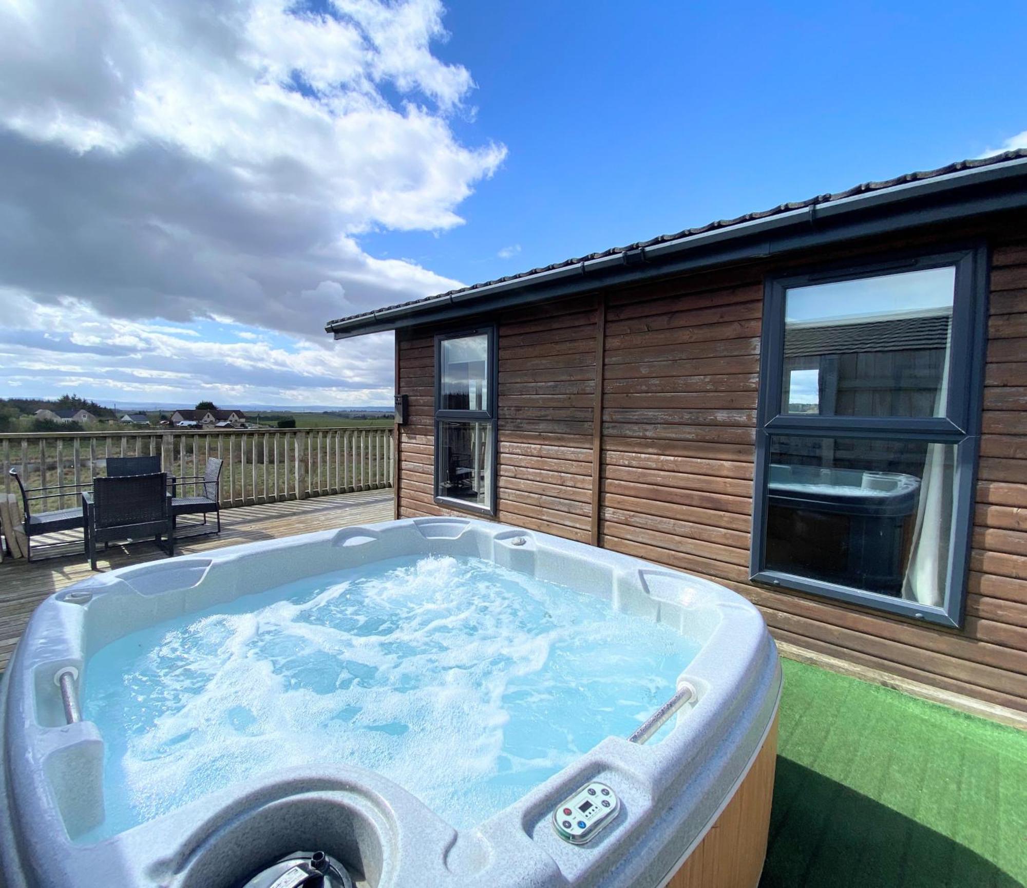 הוילה Kelty Benarty 11 With Private Hot Tub - Fife - Loch Leven - Lomond Hills - Pet Friendly מראה חיצוני תמונה