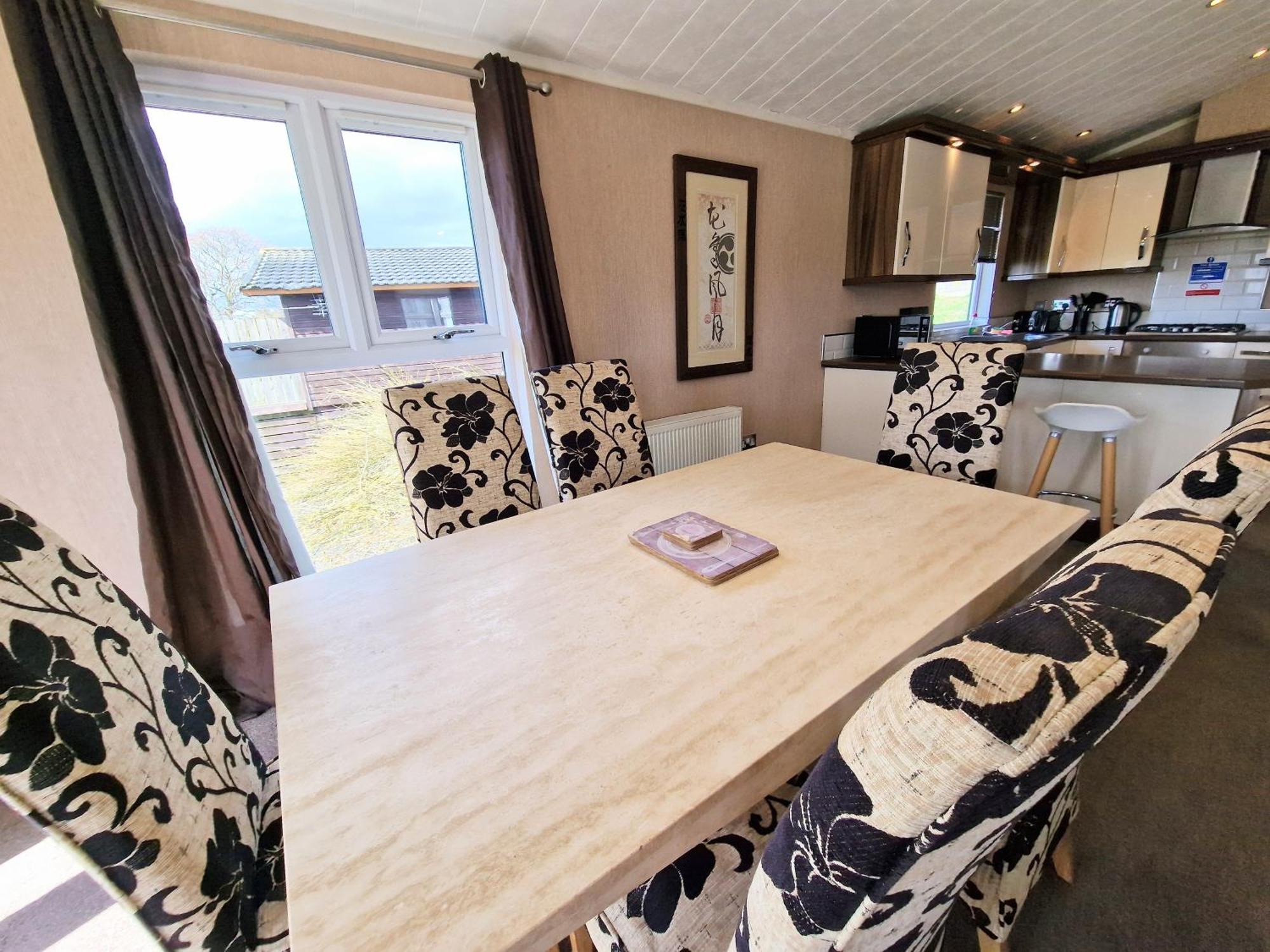 הוילה Kelty Benarty 11 With Private Hot Tub - Fife - Loch Leven - Lomond Hills - Pet Friendly מראה חיצוני תמונה